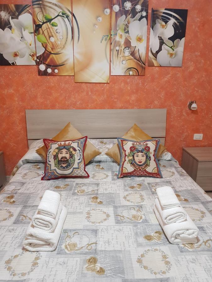 Dimora Santa Lucia 2.0 Apartment Syracuse Bagian luar foto