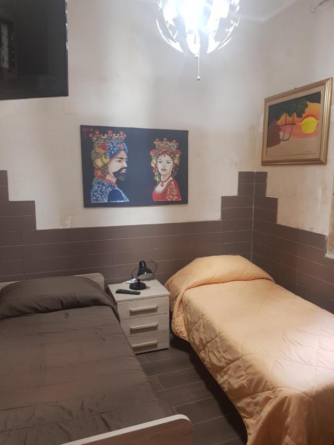 Dimora Santa Lucia 2.0 Apartment Syracuse Bagian luar foto